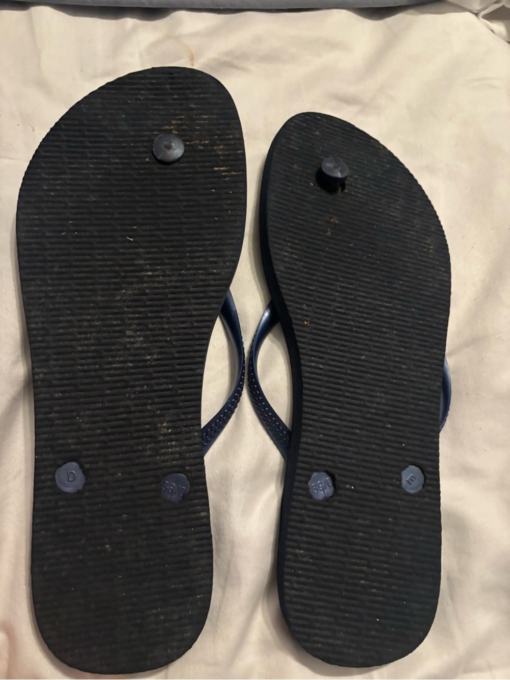 Havaianas Slim Flip Flops in Black with Navy Straps - Picture 2 of 2
